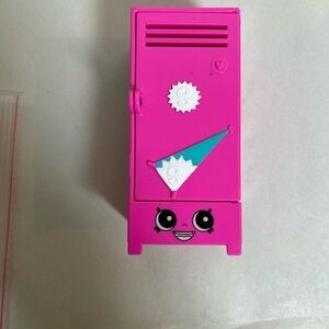 Shopkins fashion Spree Gym Locker (no additional accessories)